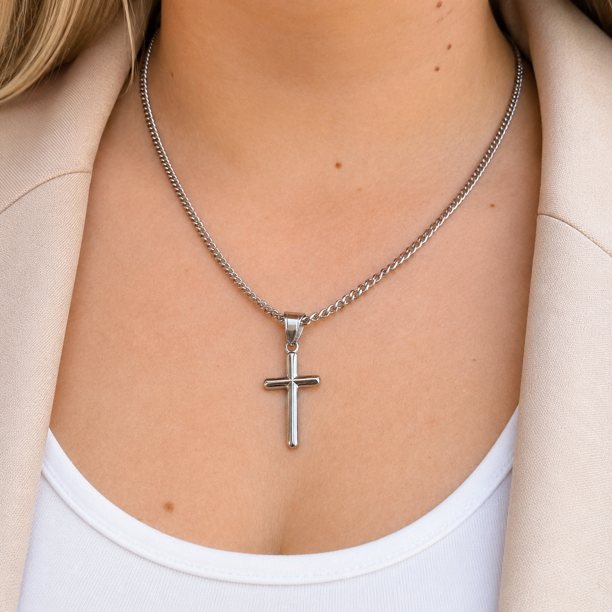 "Clean Cross" Zilverkleurige Hanger